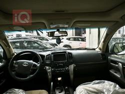 تۆیۆتا لاند کروزەر